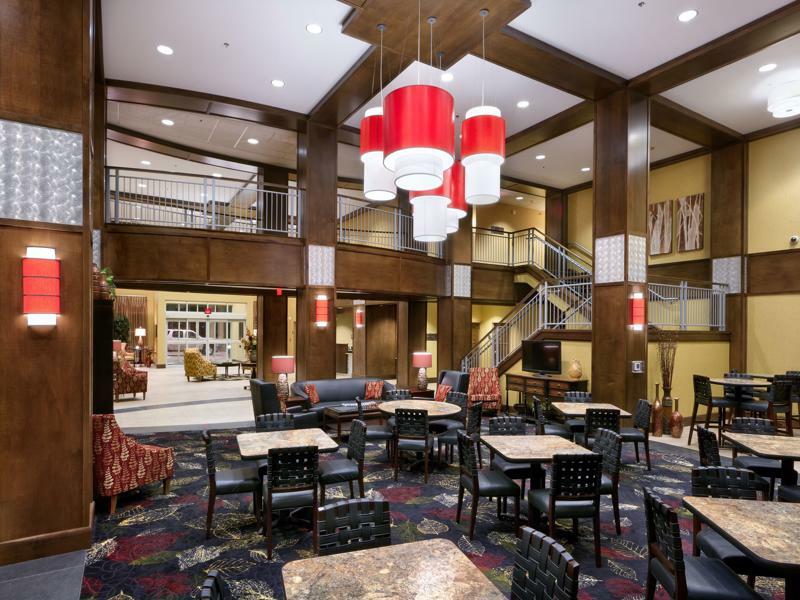 Clubhouse Hotel And Suites Pierre Luaran gambar